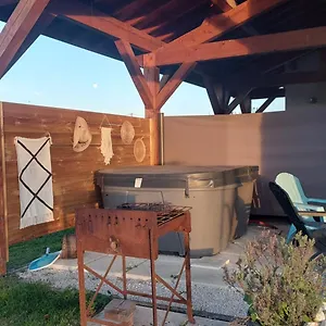 Le De La Tranquilite Hébergement de vacances Sainte-Foy-Saint-Sulpice